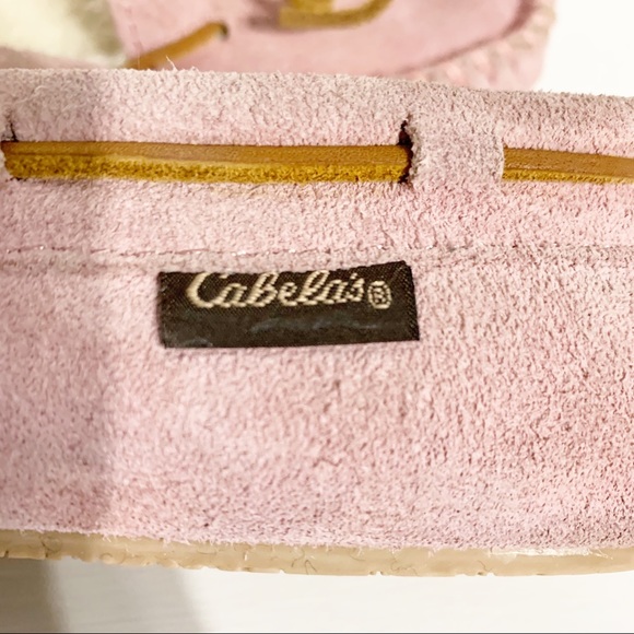 Cabela’s Pink Suede Moccasin Slippers with Faux Shearling Lining Leather Laces - Picture 6 of 10
